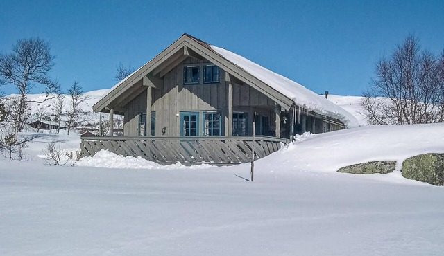 Cozy home in Edland with sauna
