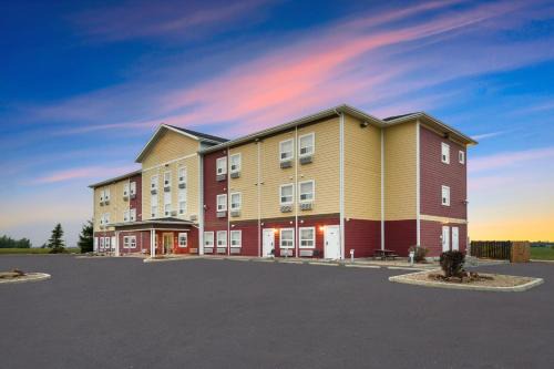 Elk Island Studios - Lamont