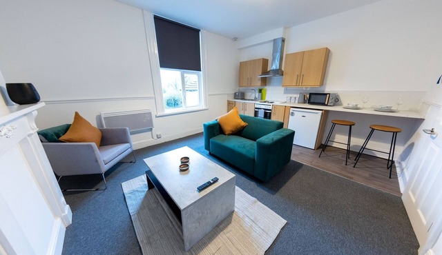 Flat 3 modern apartment free parking 2nd floor