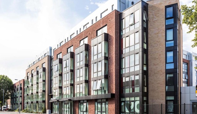For Student Only Arbury Court in Kingston - 30mins to London Waterloo