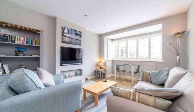 Garden Flat close to Kingston & Richmond Park