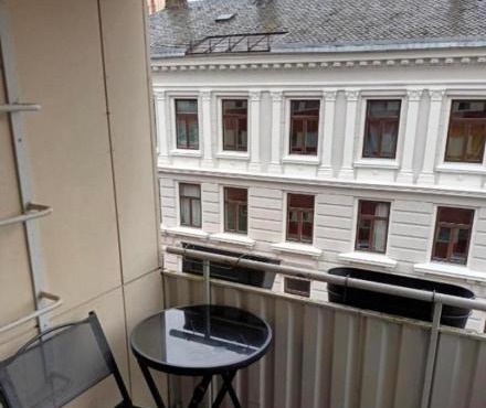 Great Apartment close to Royal Castle