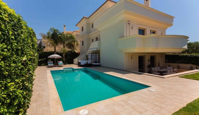 Guest Apartment Within a Villa in Lagonissi