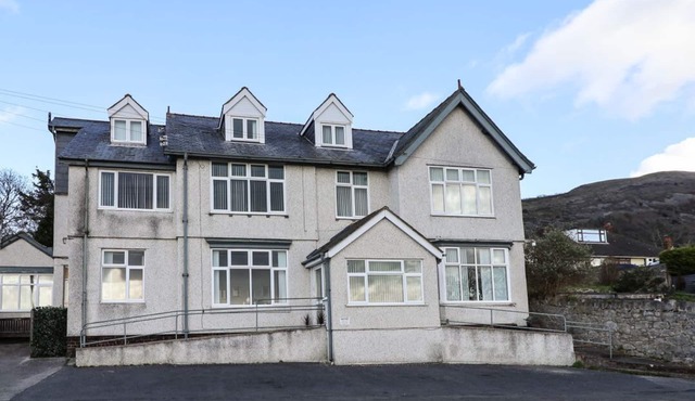 Gwynant: Charming Home in Dyserth