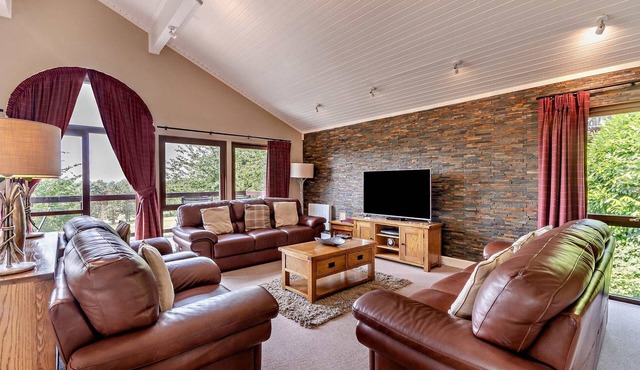 Host & Stay | 12 Belton Woods