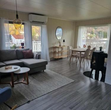 House with terrace and a big garden in centrum of Lyngseidet