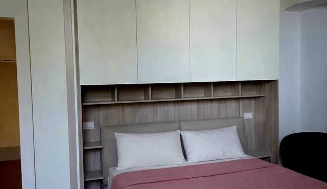 La Villa Apartments- 4 luxury beds