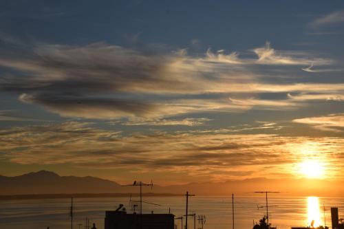 Lux, Seaview, Parking, TheAretsouPlace - Panorama, 1G WiFi, Netflix, Cosmote TV