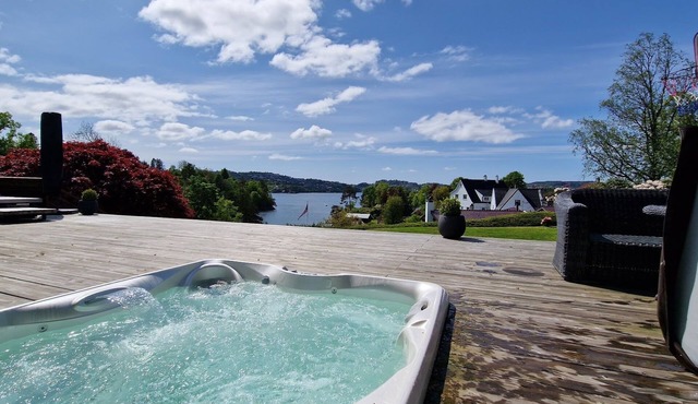 Luxurious villa at Troldhaugen