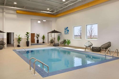 Microtel Inn and Suites by Wyndham Weyburn