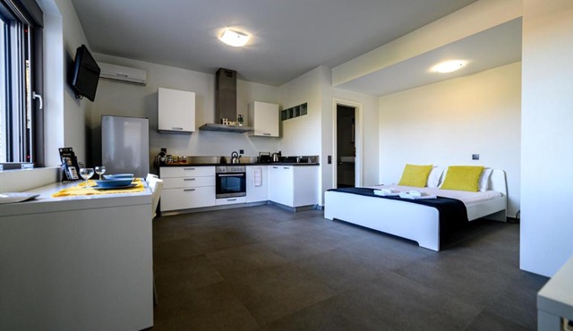 Minimal Studio in Nature, Exostis Nafplio