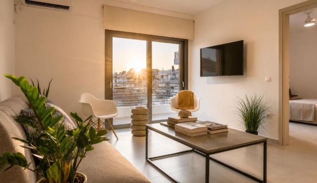 Modern Minimal Apartment at Kalamata Marina