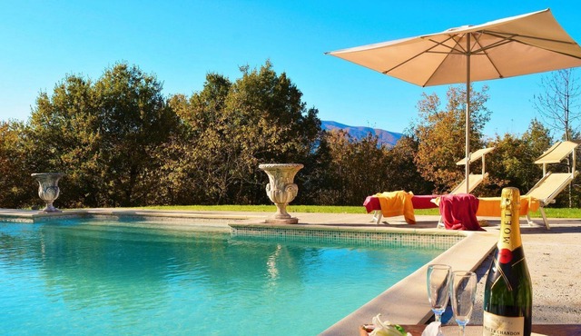 NEW 2023! Monteperpoli, stunning villa, private pool, walk to restaurant