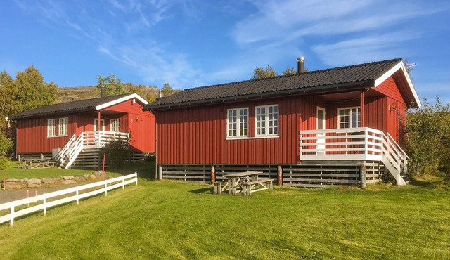 Nice home in Offersøy with sauna