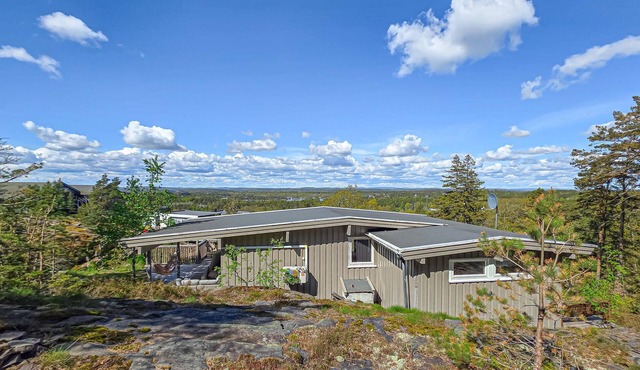 Nice home in Tjøme with WiFi