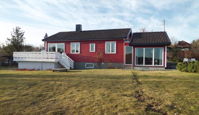 Nice studio in Gravdal with kitchen