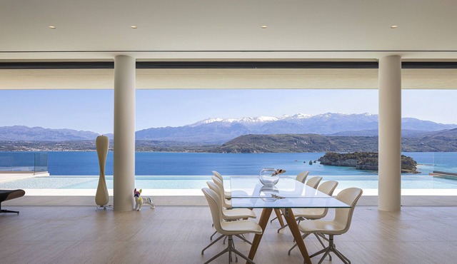 Omoi Villa- Where Time Dissolves In Blue by etouri