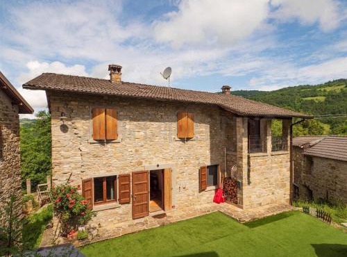Perbone 1573 - Premium Restored Villa