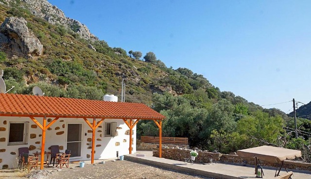 Polyraki's Cottage