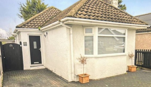 Refreshing seaside retreat Rhyl