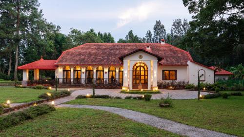 SaffronStays Biccode Woodside Heritage