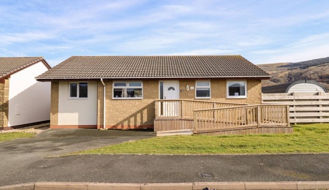 Sealyons, Fairbourne