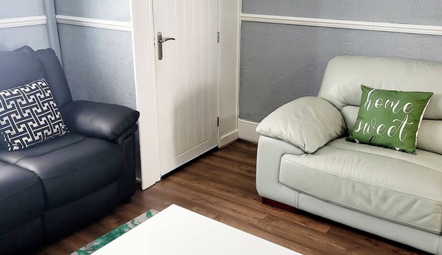 Spacious and Cozy 2-bedroom house in Manchester