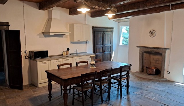 Stone house La Cavina 83 Location Fantella Premicuore