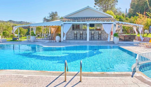 Studio Apartment 'Vintage Resort 10' with Sea View, Wi-Fi and Air Conditioning