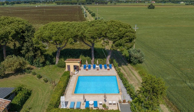 Studio 'Podere Nuti - L'Eccezione' with Shared Pool and Air Conditioning