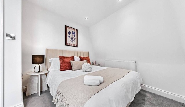 Stunning 4BR | 30% OFF | Tower Hill