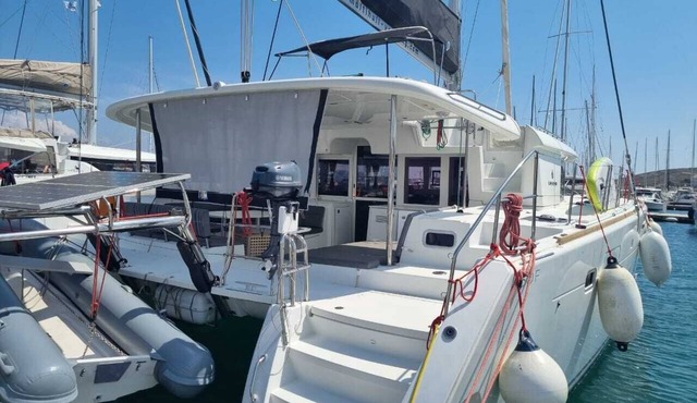 Sun-Kissed Sailing Adventure in the Saronic Islands