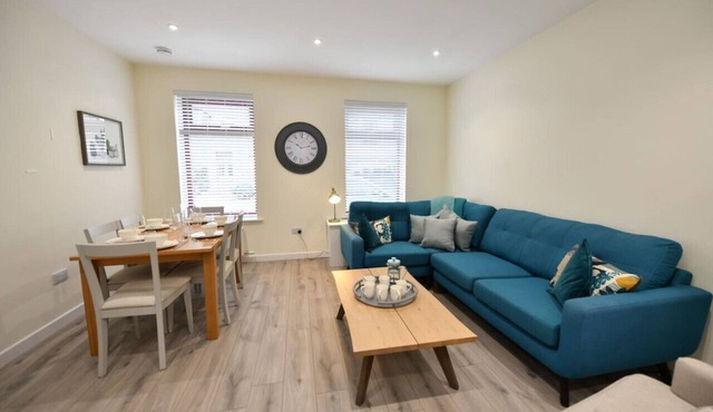 Sunny Shores Cottage