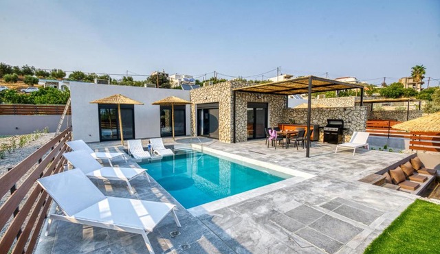 Terra Secreta Luxury Villas