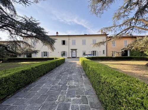 Villa Storica con Piscina e Sauna 1100mq