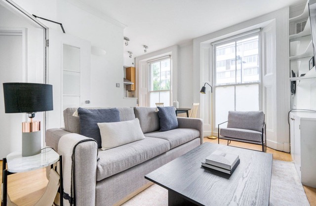 Compact Notting Hill 1BR, 3 min walk Notting Hill Gate st, by Blueground