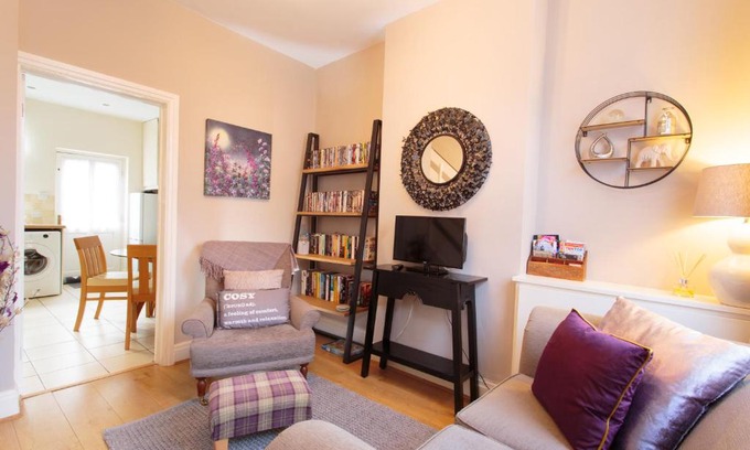 Chester Apartment | A Cosy Chester City Centre Retreat
