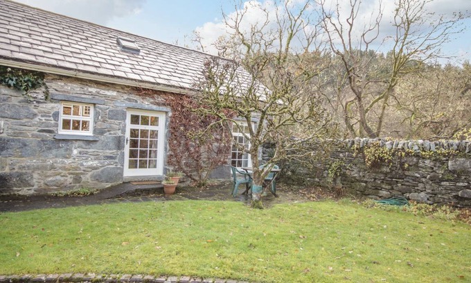 Gwynedd- Snowdonia Cottage | Cabin ∙ 1 bedroom ∙ 2 guests