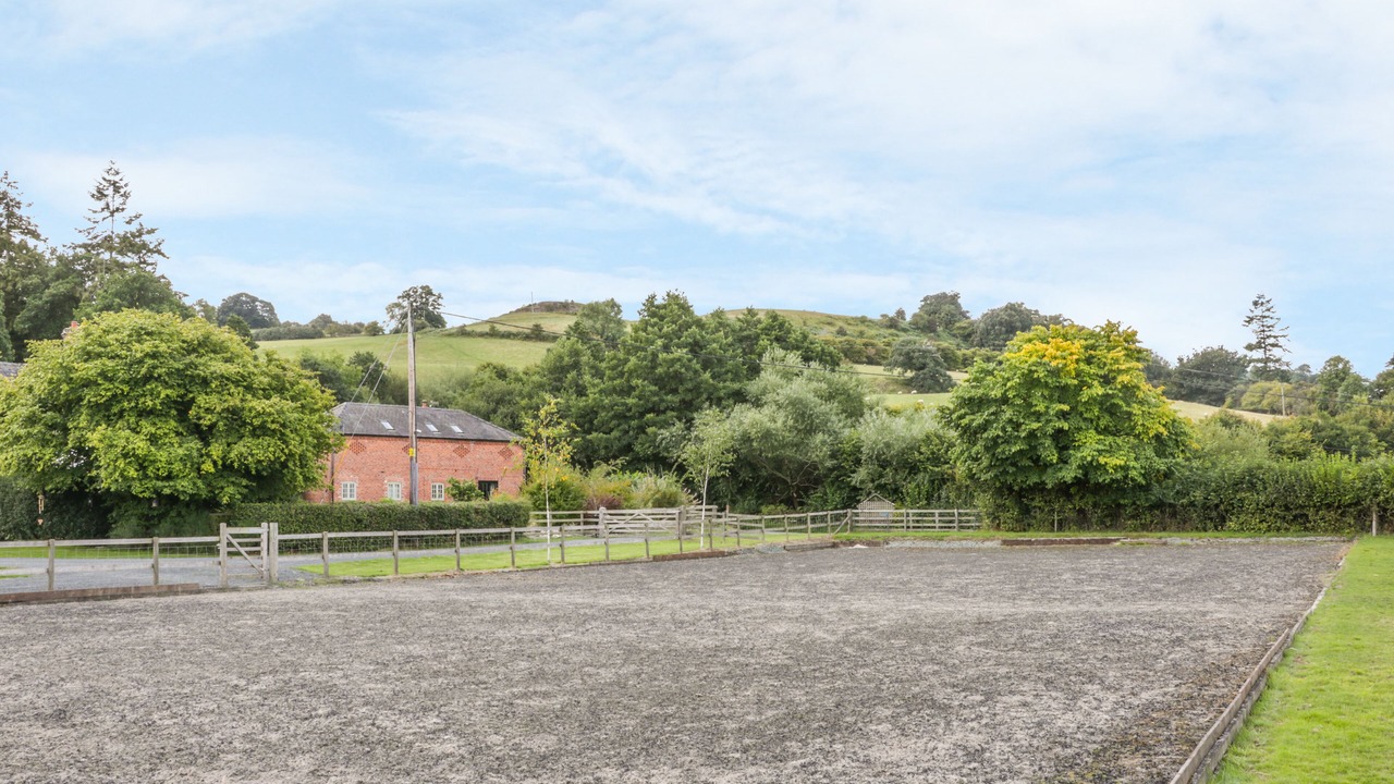 Photo of Outdoor in Newtown