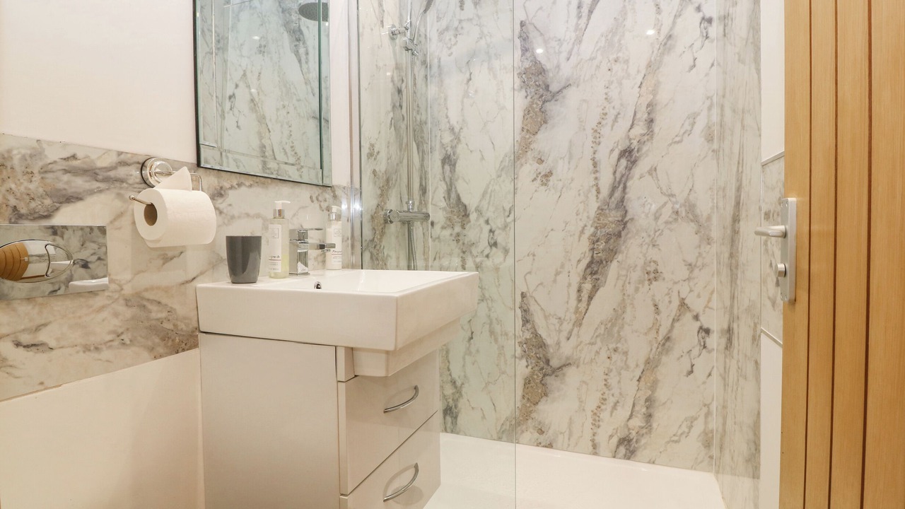 Photo of Bathroom in Rhyd-y-clafdy
