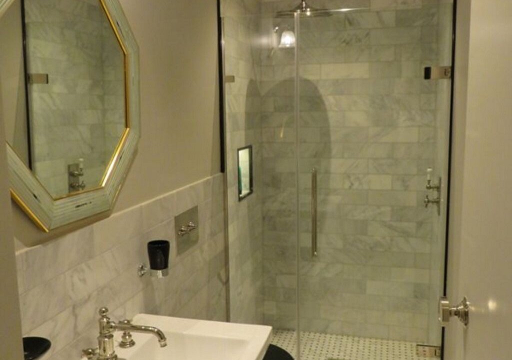 Photo of Bathroom in Courtfield
