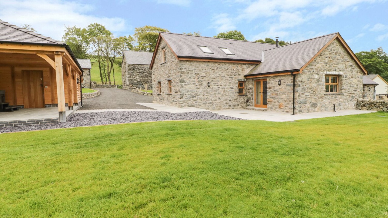 Photo of Outdoor in Cwmtirmynach
