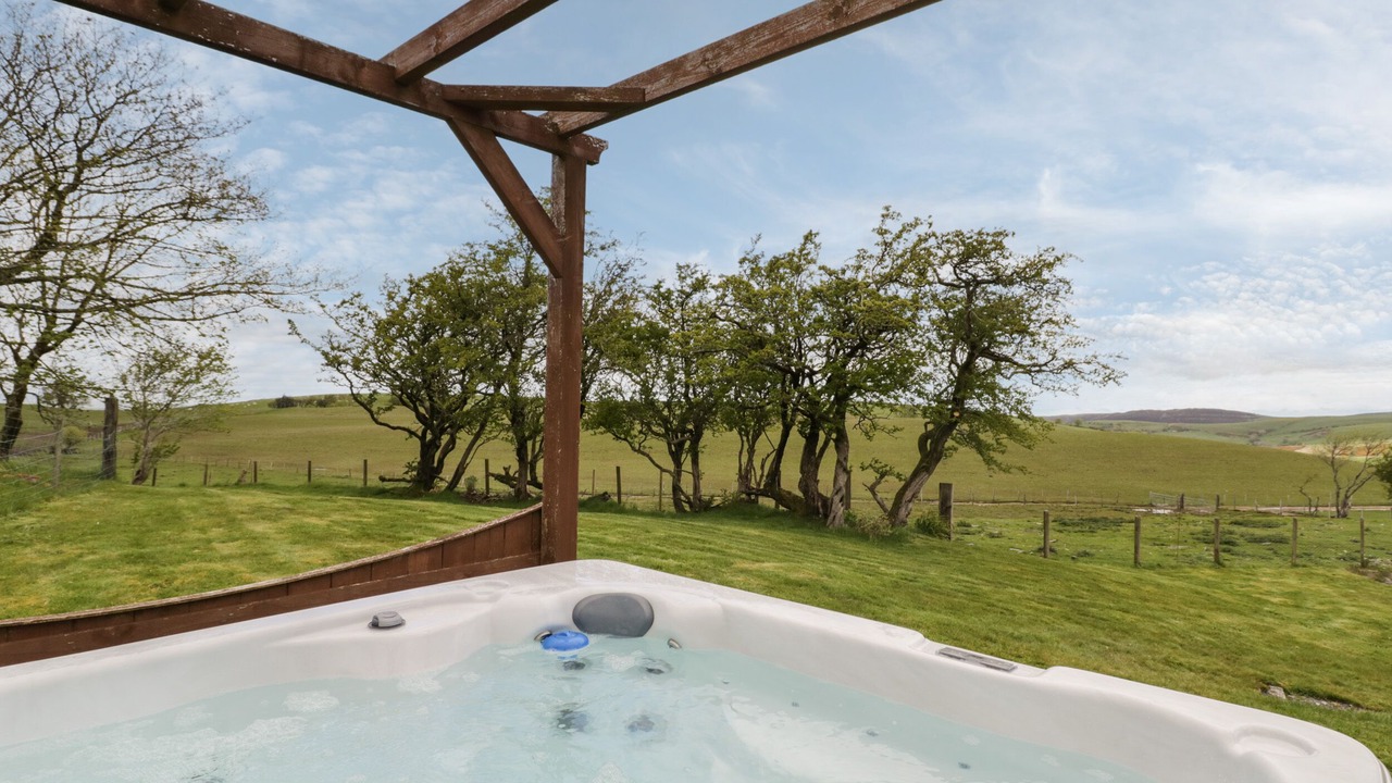 Photo of Outdoor in Denbigh