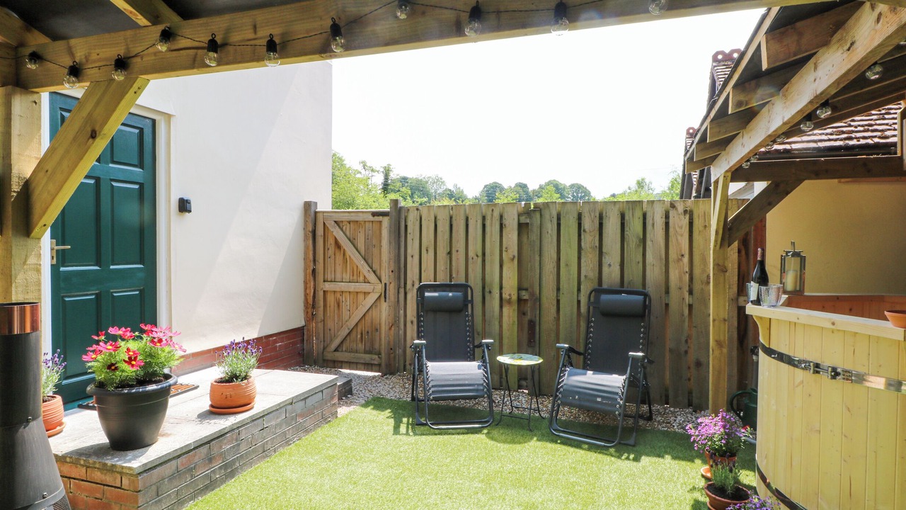 Photo of Patio Balcony in Hendrerwydd