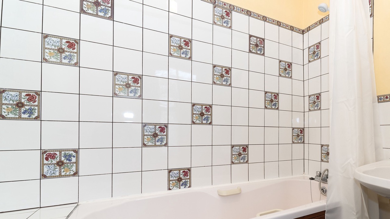 Photo of Bathroom in Llangelynin