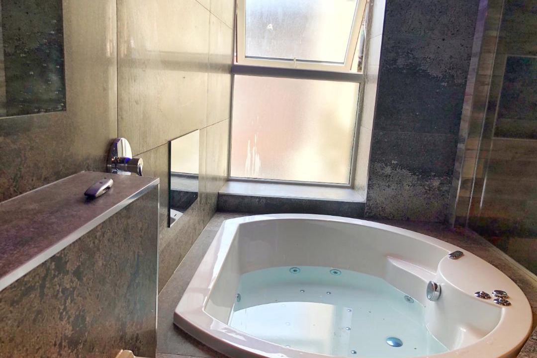 Photo of Bathroom in North Shore