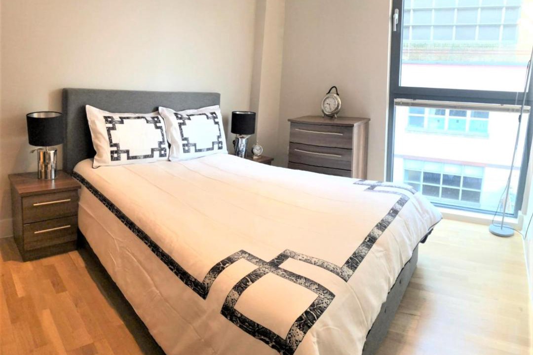 Photo of Bedroom in Royal Borough of Kensington and Chelsea